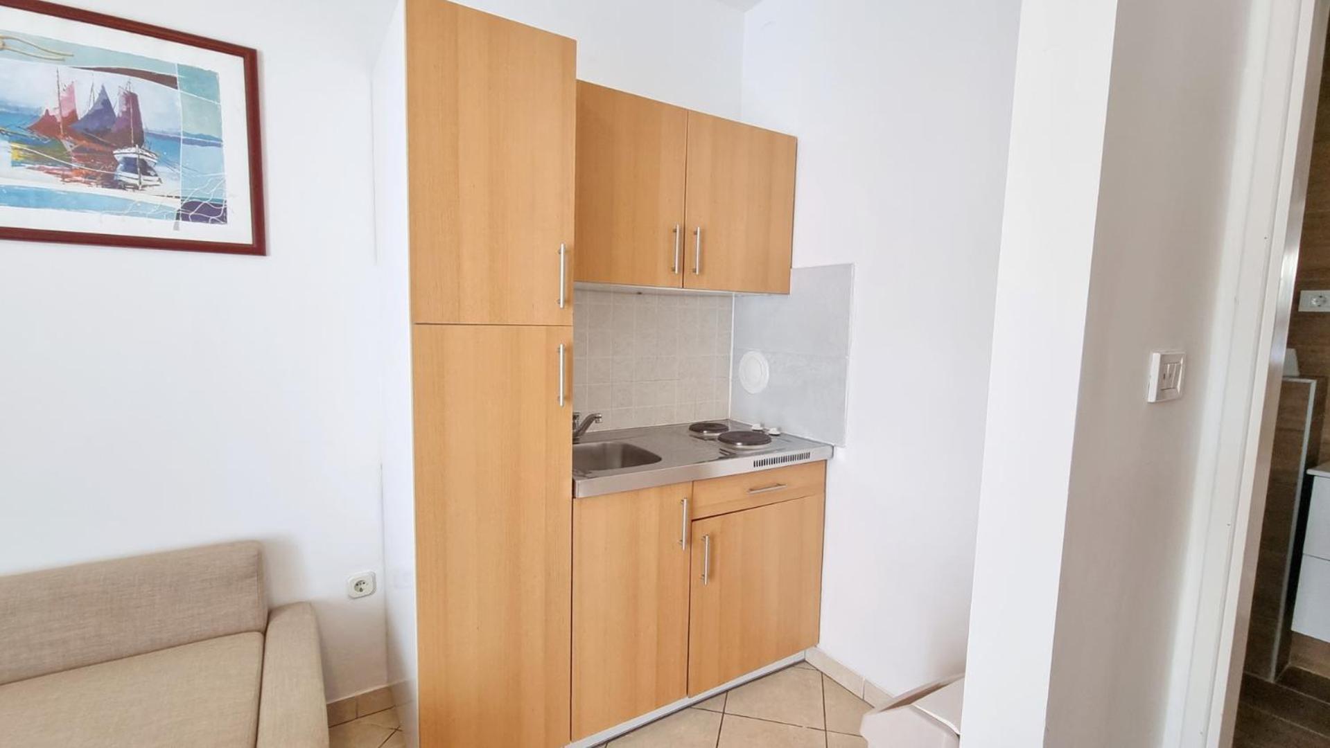 Apartments Lovincic Baska  Exterior photo